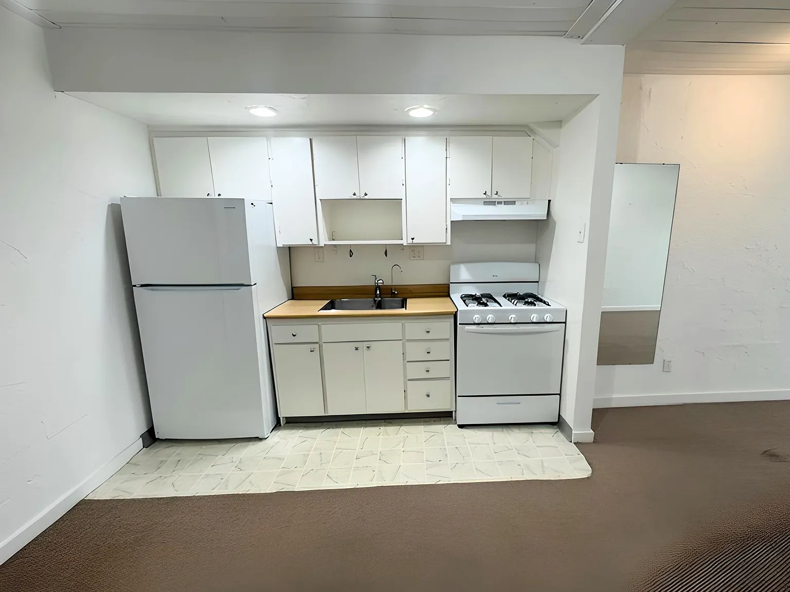 1 bed, $2,995 — Photo 4
