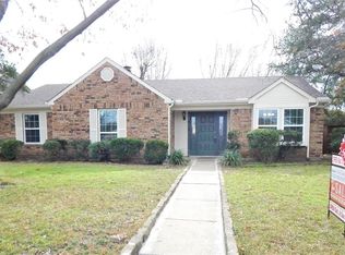 915 Mapleleaf Ln, Coppell, TX 75019