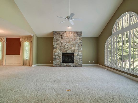 4th image of 345 Gadusi Ln