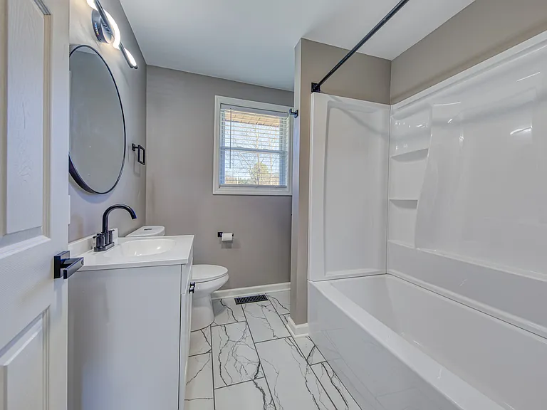 4114 Central Avenue Pike — Photo 19
