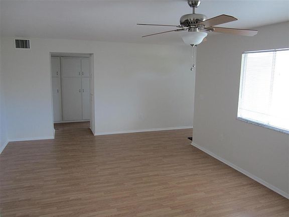 5th image of 1210 Hacienda Dr