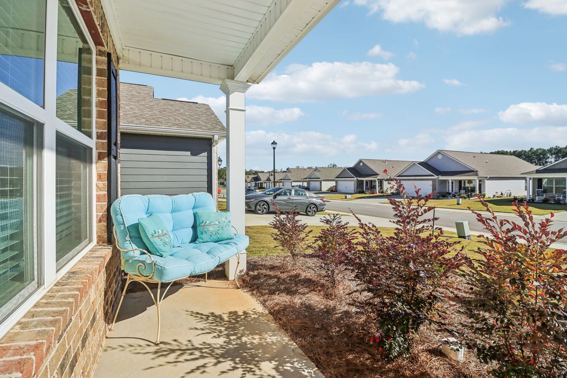 next background image