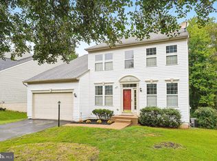 4114 Cardinal Crest Dr, Woodbridge, VA 22193