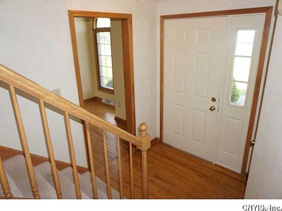 2nd image of 3186 Olive Dr