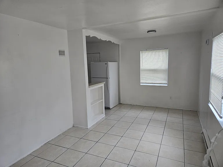 1147 40th St S — Photo 5