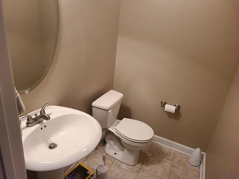 302 Bonnie Ct — Photo 4