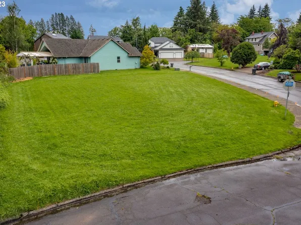 SW Brookside Ave, Tigard, OR 97223