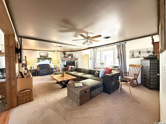 5th image of 9506 Fm 835