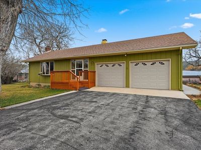 213 E Ryan St, Sundance, WY, 82729