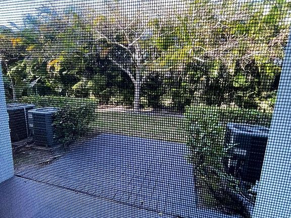 2nd image of 1918 Alamanda Way