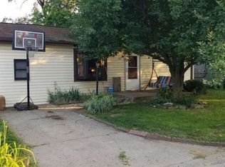 102 Marion St, North Pekin, IL 61554