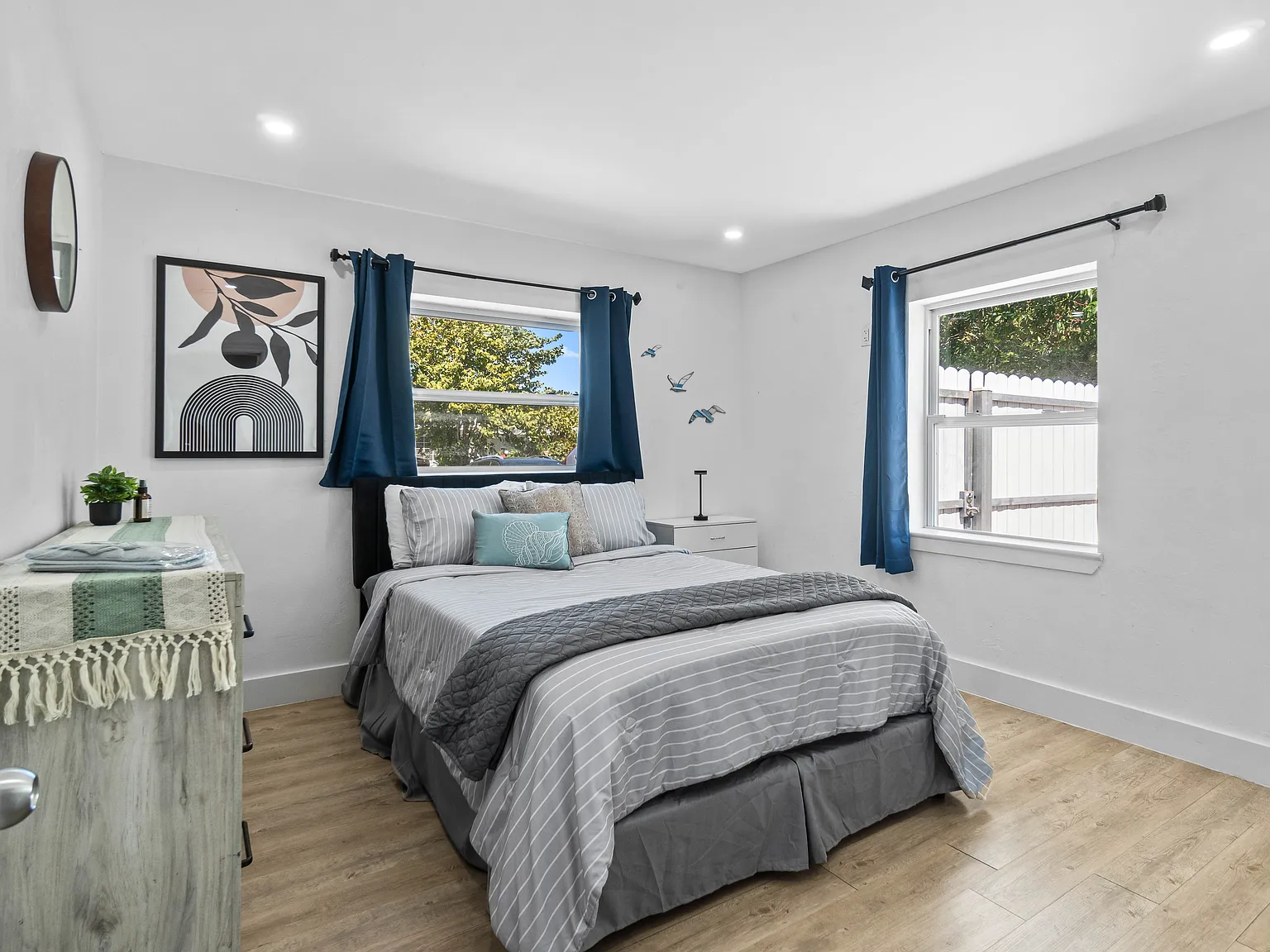 2 bed, 800 sqft, $2,500 — Photo 4