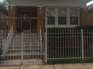 6523 S Whipple St, Chicago, IL 60629