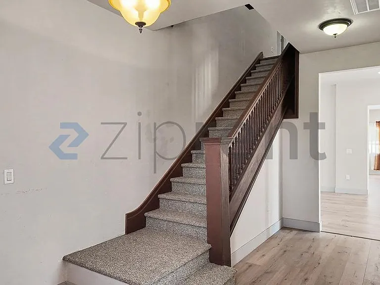 7604 28th St #MAIN HOUSE — Photo 40