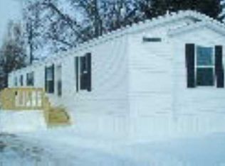 1006 Monroe Ave, Grand Forks, ND 58201