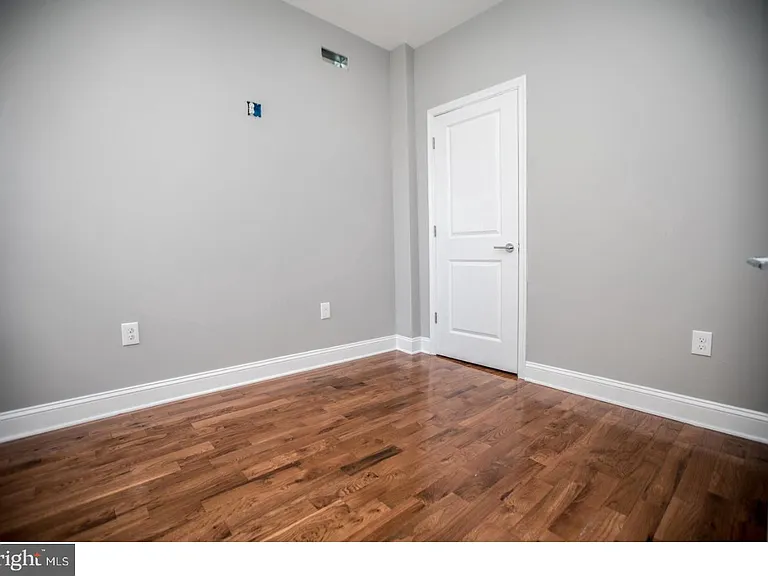 1512 S 18th St — Photo 11