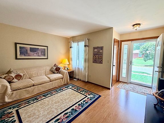 2nd image of 2802 Susan Stone Dr