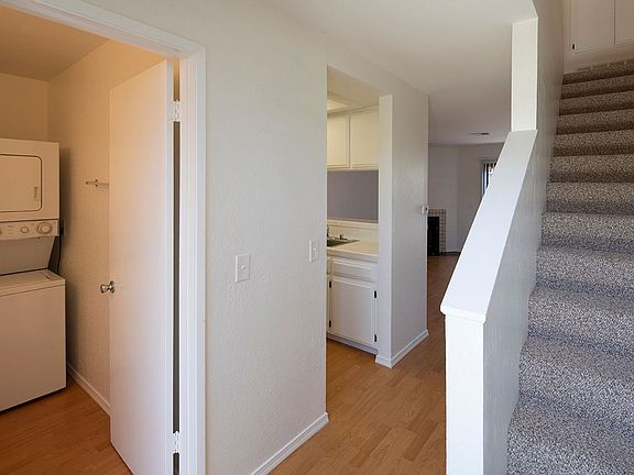 4th image of 3380 32nd St APT 2