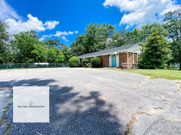 203 E Florida St, Clinton, SC 29325