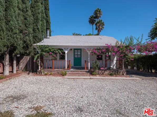 20911 Vose St, Canoga Park, CA 91303
