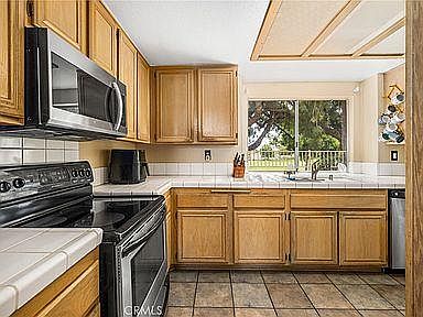4th image of 3267 San Helena Dr
