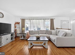 12 Colgate Dr, Cherry Hill, NJ 08034
