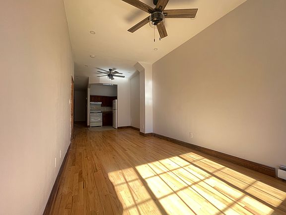 5th image of 29 Woodbine St #4