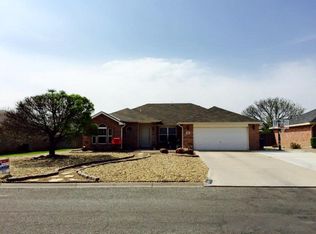 5813 Manchester Ln, San Angelo, TX 76901