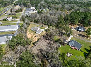 128 Clinton Crossing Dr, Gray, GA 31032