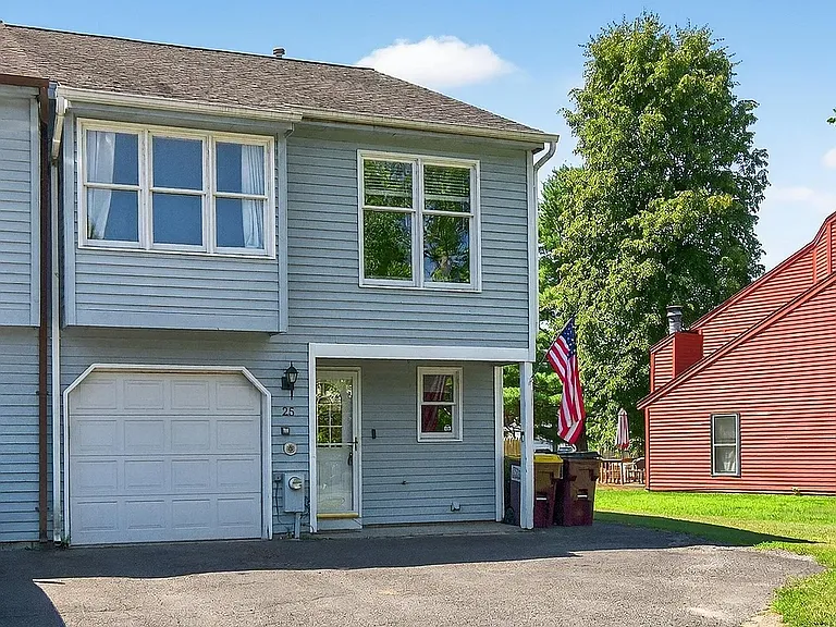 25 Westchester Dr — Photo 1