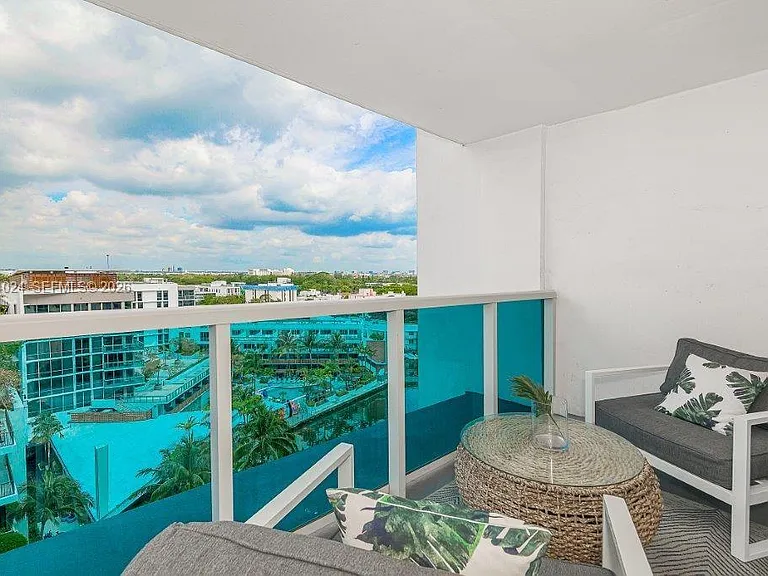 2301 Collins Ave #926 — Photo 31