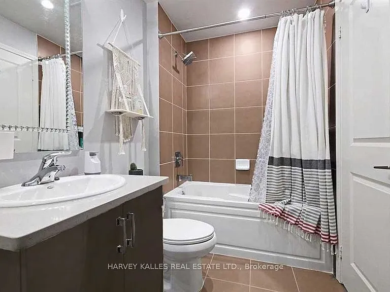 39 Annie Craig Dr #1518 — Photo 10