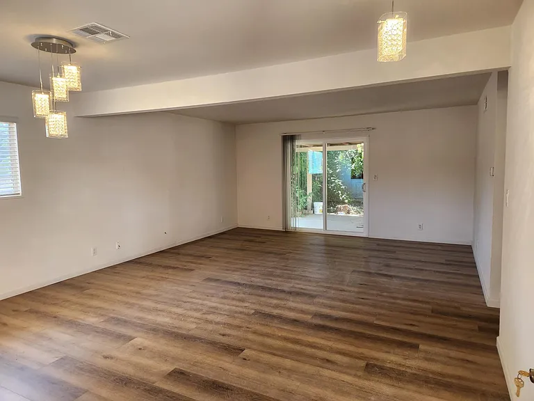 4654 Diane Ave — Photo 4