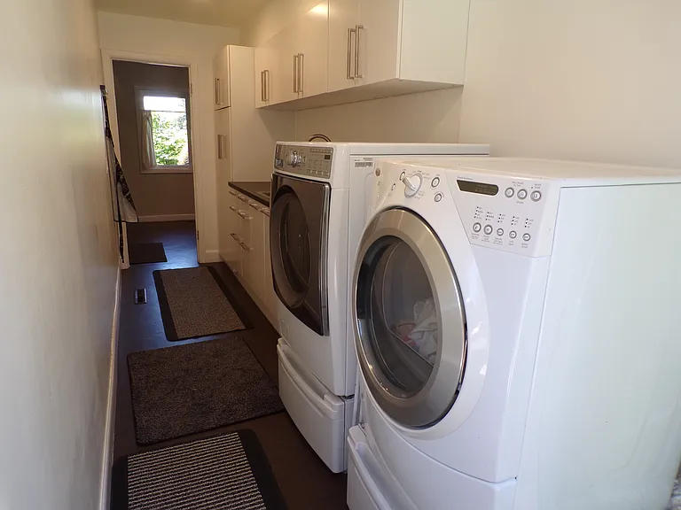 6331 SW Wilbard St — Photo 30