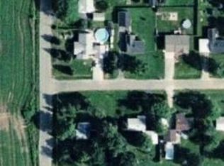 1577 Kenneth St, Owosso, MI 48867