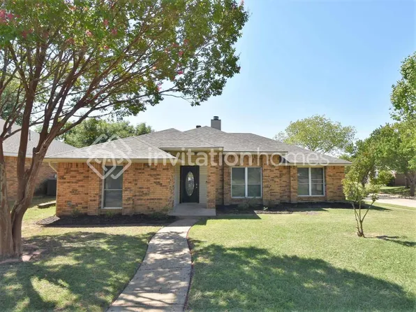 1038 Fairview Ct, Mesquite, TX 75181