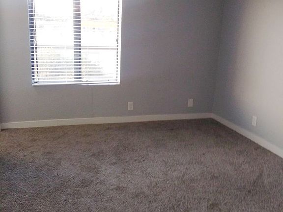 4th image of 1135 Raymond Ave APT 4