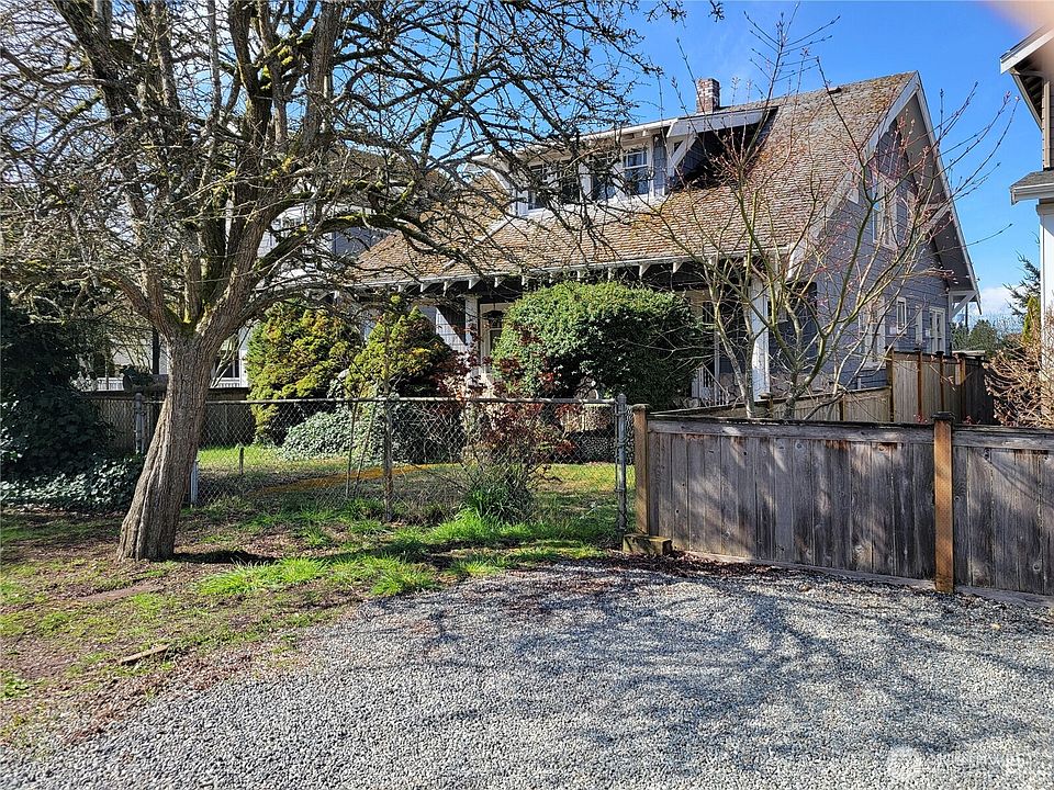 1st image of 10041 40th Avenue SW