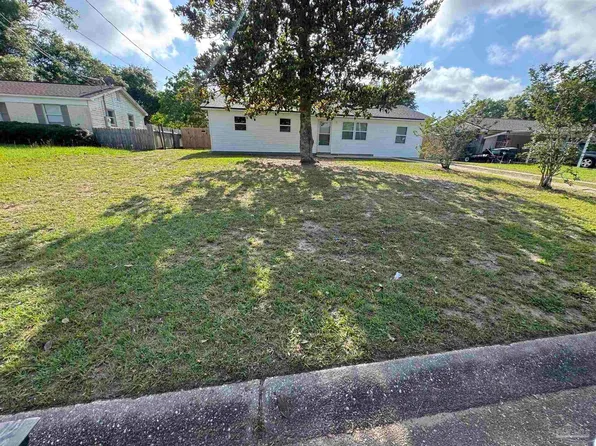 7328 Sachem Rd, Pensacola, FL 32506