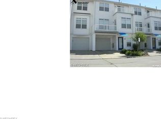 205 W Marina Pkwy, Lorain, OH