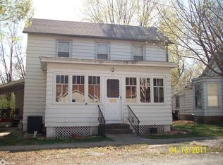 430 N 5th St, Warsaw, IL 62379
