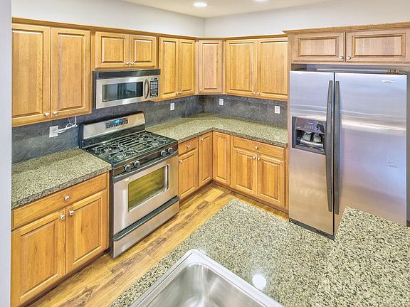 3rd image of 12957 NE 203rd St