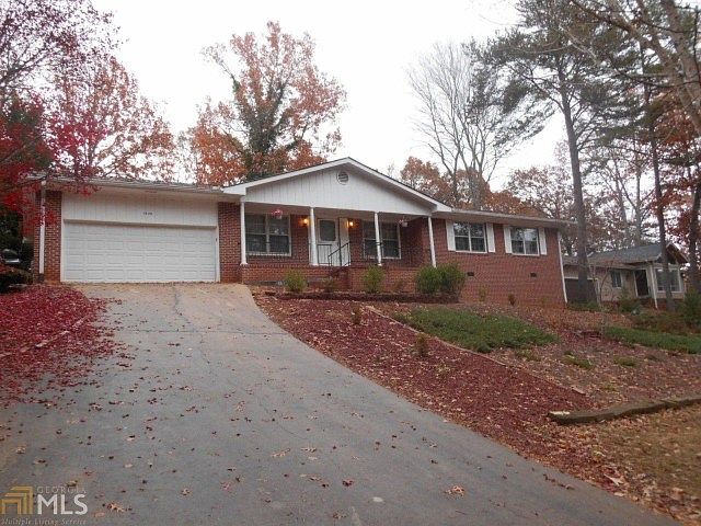 1st image of 1429 Lakeshore Cir #0