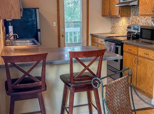 3058 Lake Shore Dr #B, Minneapolis, MN 55416