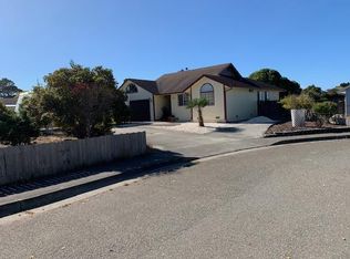 2564 Hannah Ct, Fortuna, CA 95540
