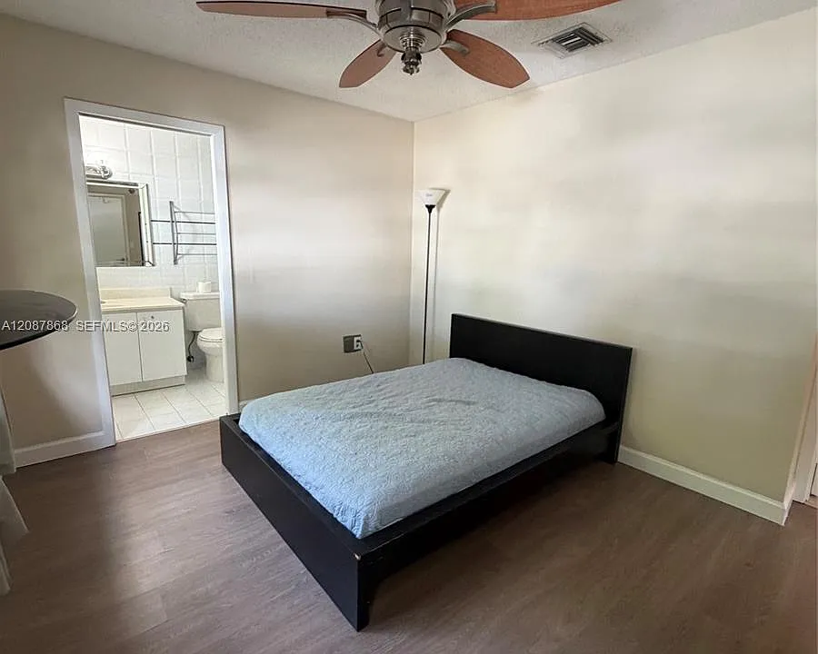 9900 W Calusa Club Dr #1