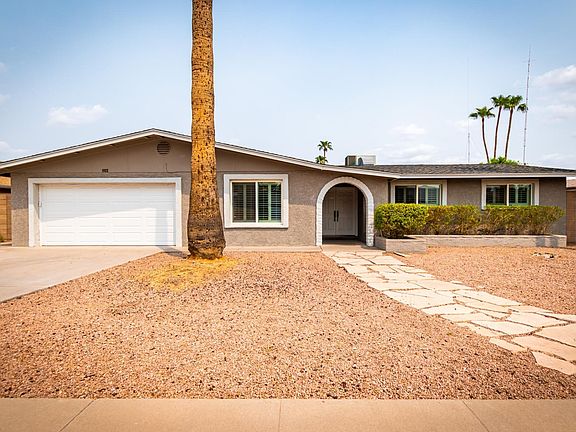 2nd image of 1922 E Magdalena Dr
