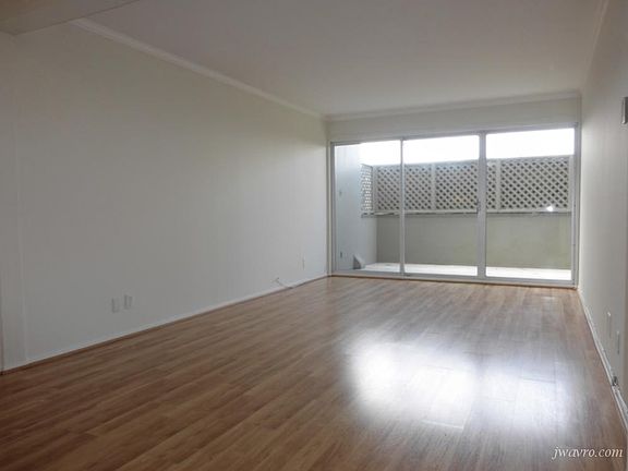 5th image of 1266 Stanyan St APT 4
