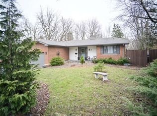 58 Pannell Ln, Strathroy Caradoc, ON N7G2C6