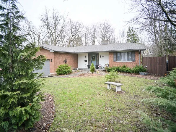 58 Pannell Ln, Strathroy Caradoc, ON N7G 2C6